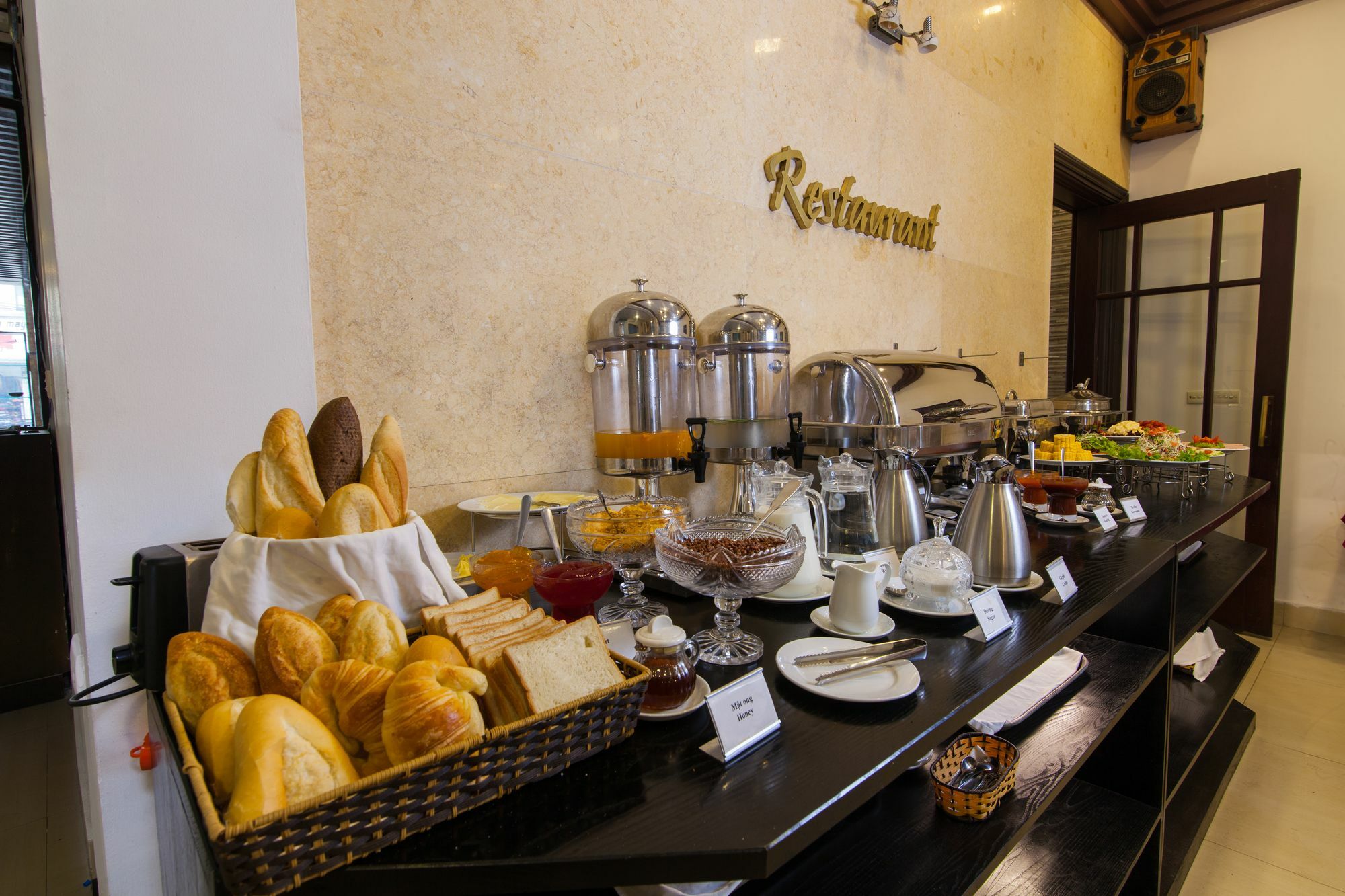 Hestia Legend Hotel Ханой Екстер'єр фото